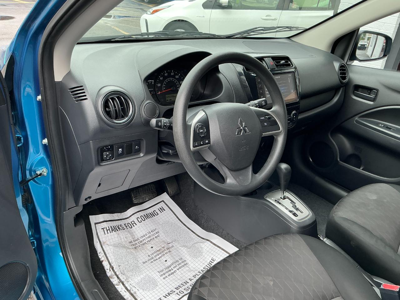 Mitsubishi Mirage ES CVT 2024