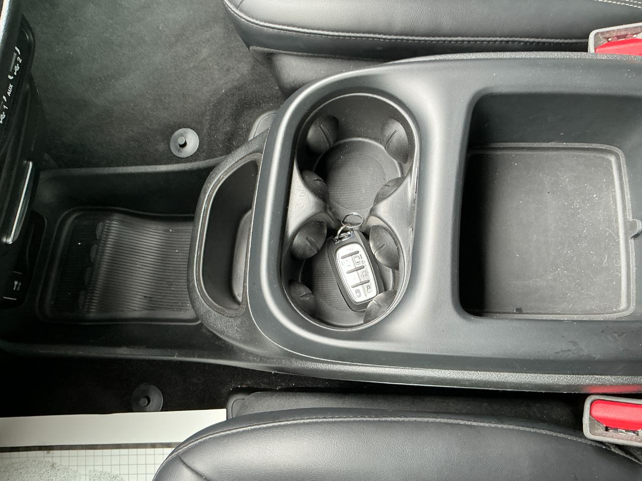 Chrysler Pacifica Select FWD 2025