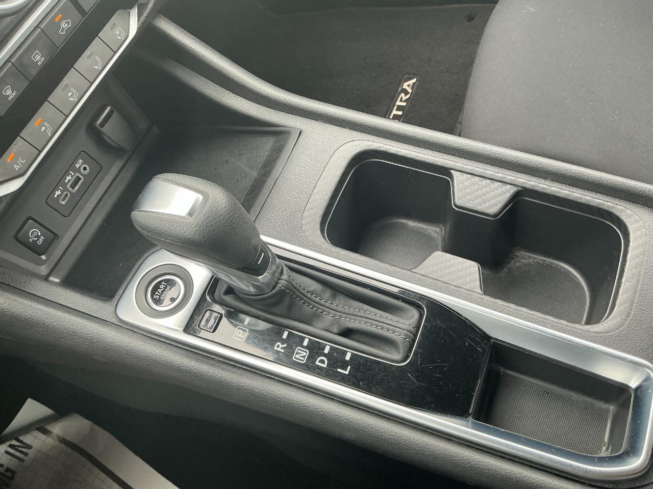 Nissan Sentra SV CVT 2025