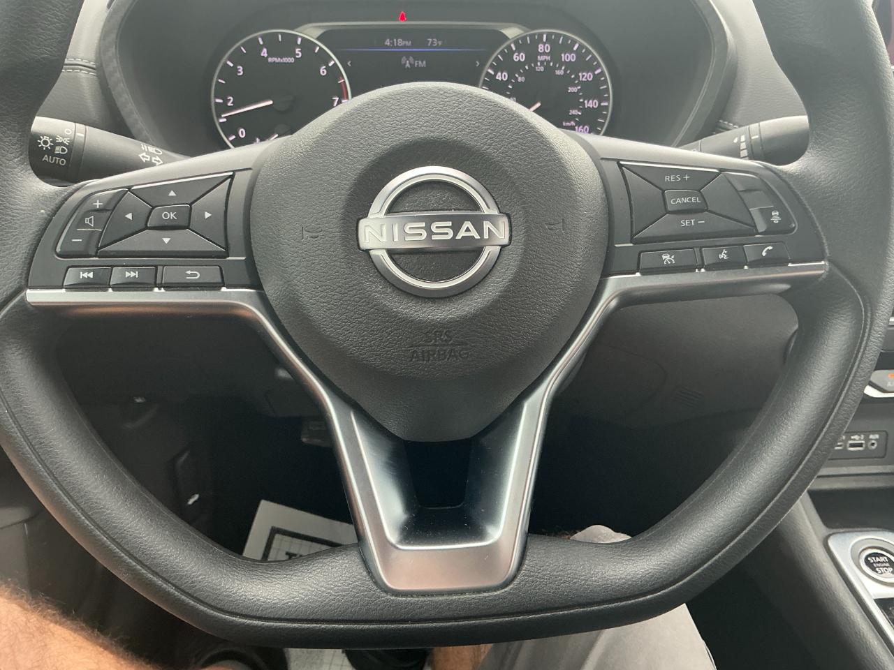 Nissan Sentra SV CVT 2025