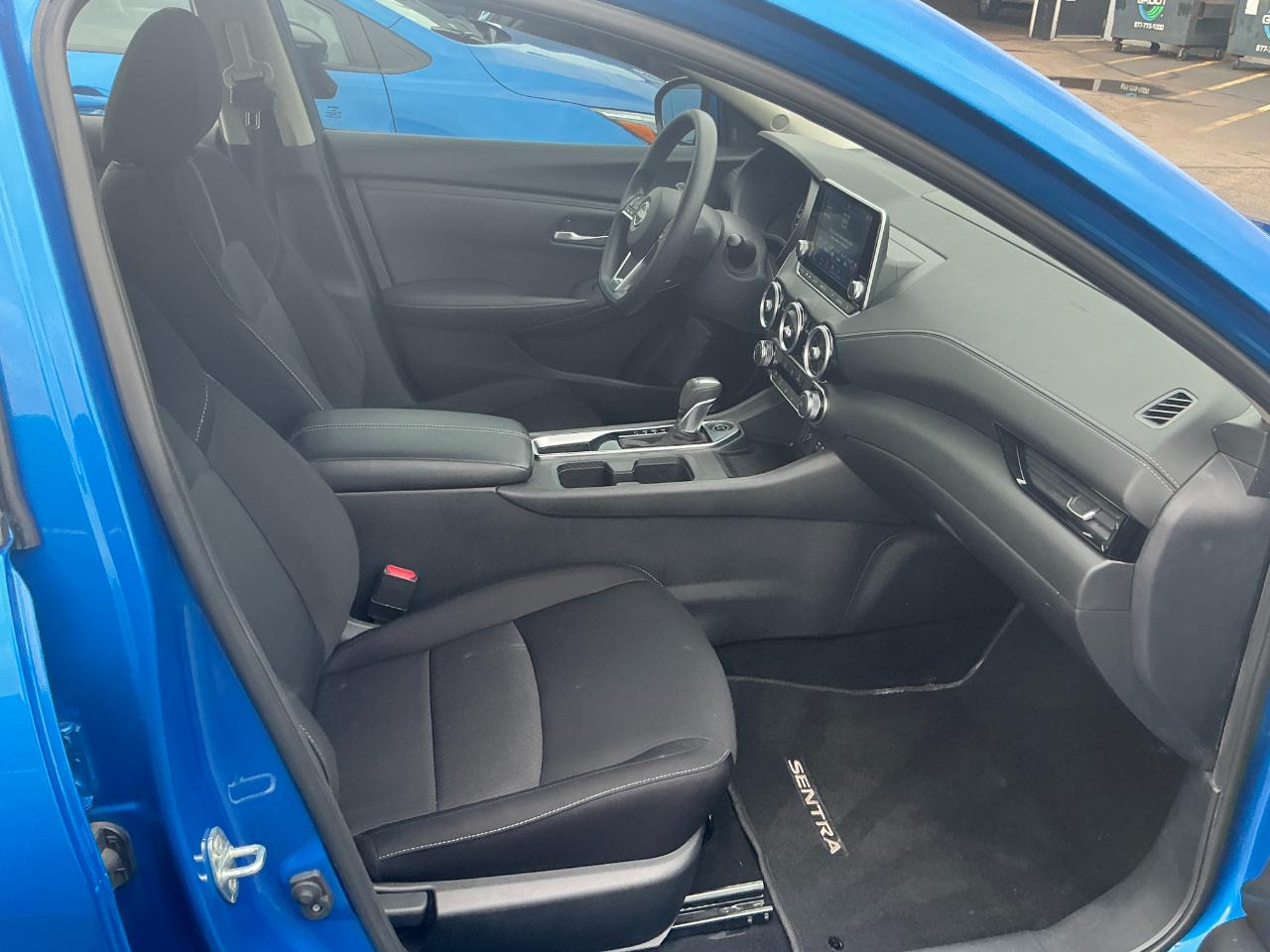 Nissan Sentra SV CVT 2025