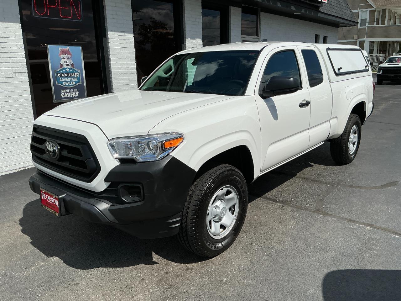 Toyota Tacoma 2WD SR Access Cab 6' Bed I4 AT (Natl) 2022