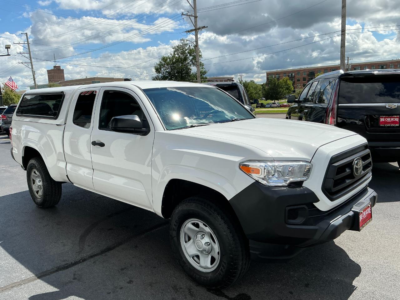Toyota Tacoma 2WD SR Access Cab 6' Bed I4 AT (Natl) 2022