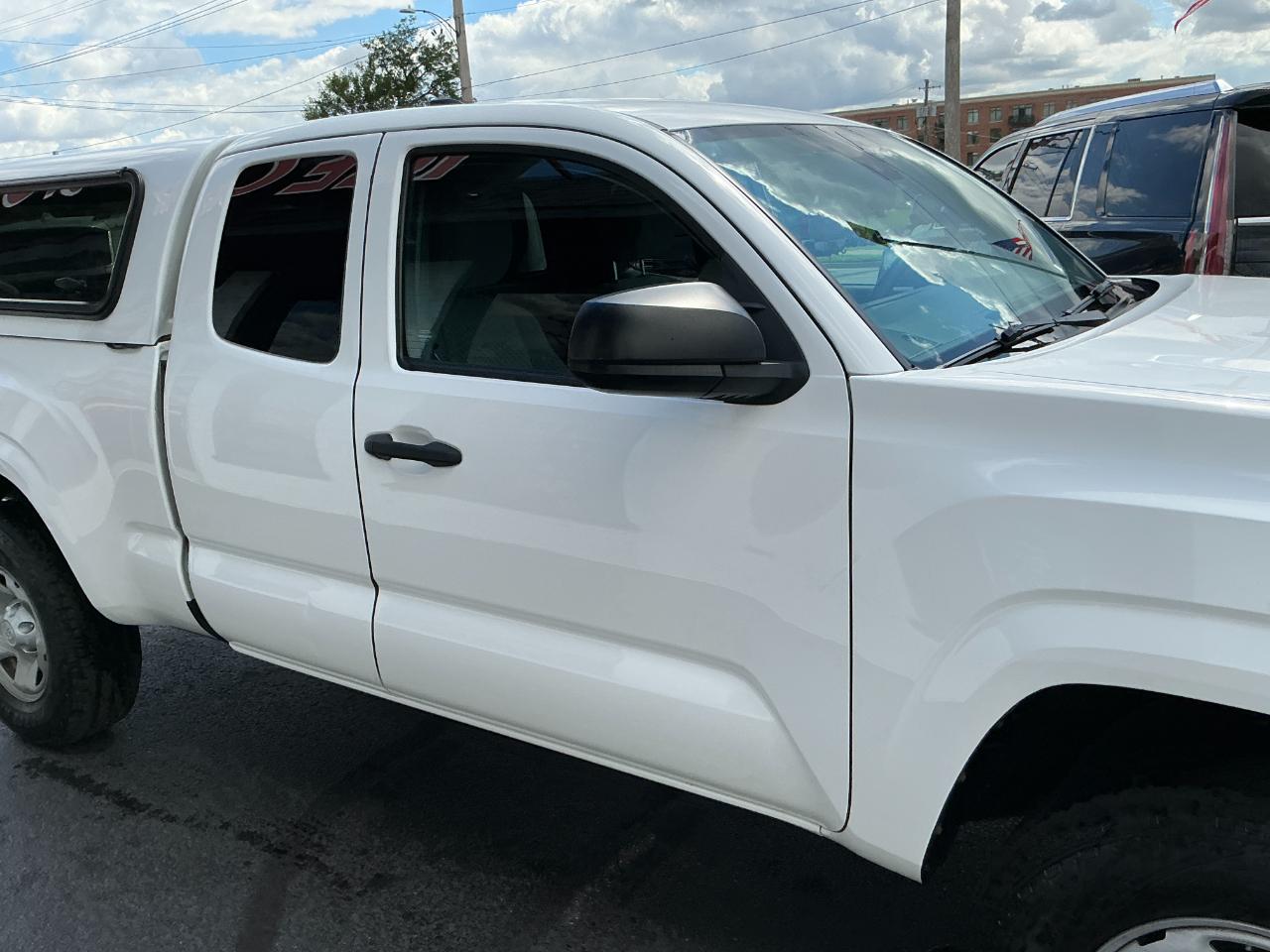 Toyota Tacoma 2WD SR Access Cab 6' Bed I4 AT (Natl) 2022