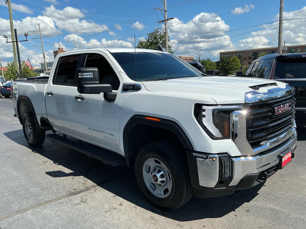 GMC Sierra 2500HD 4WD Crew Cab 159" Pro 2024