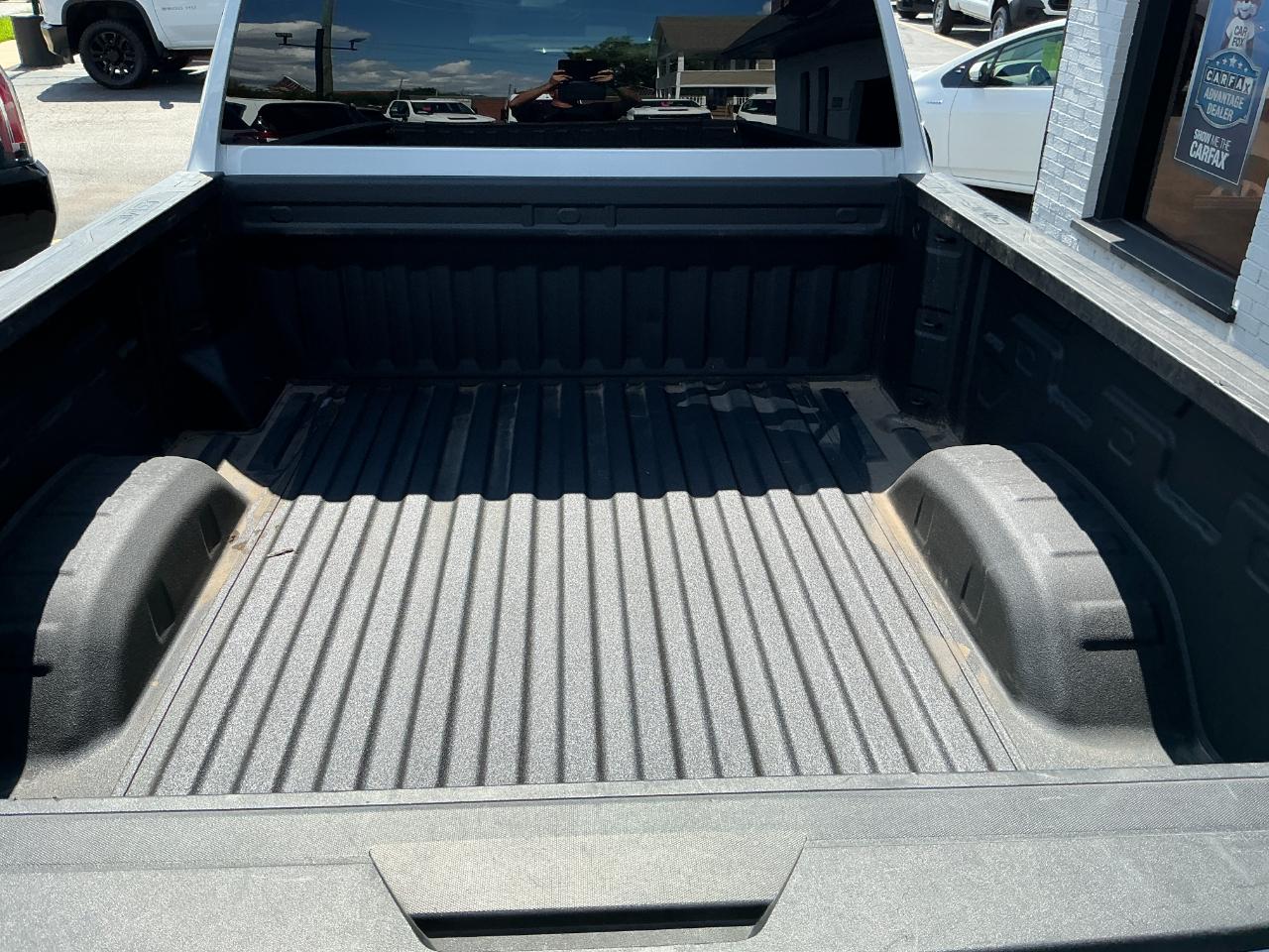 GMC Sierra 2500HD 4WD Crew Cab 159" Pro 2024