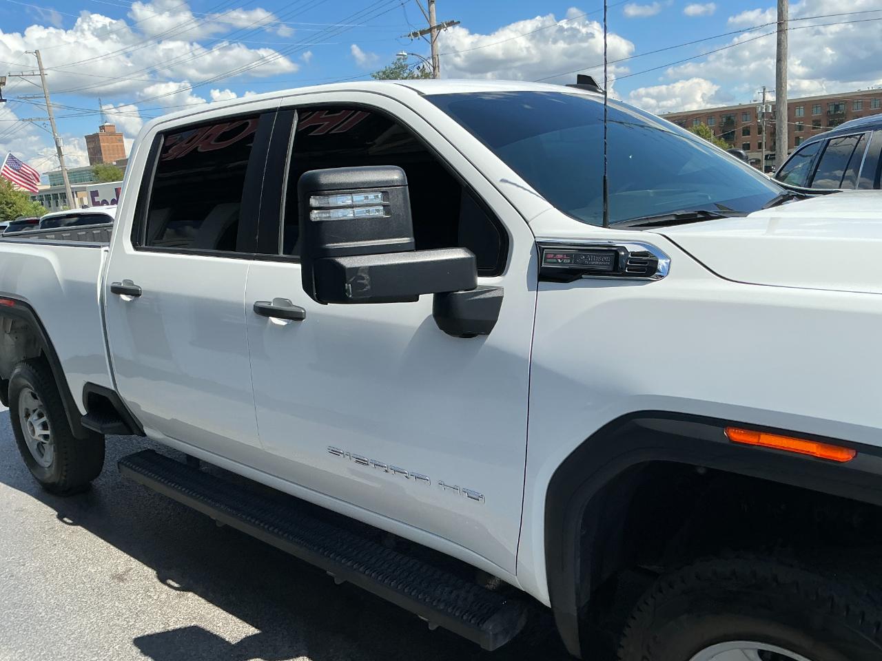 GMC Sierra 2500HD 4WD Crew Cab 159" Pro 2024