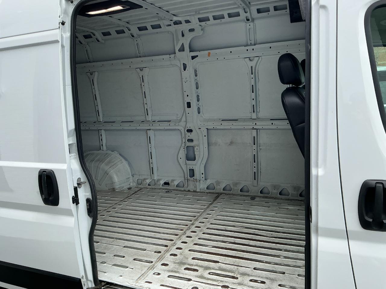 RAM ProMaster Cargo Van Tradesman 2500 High Roof 159" WB w/Pass Seat 2024