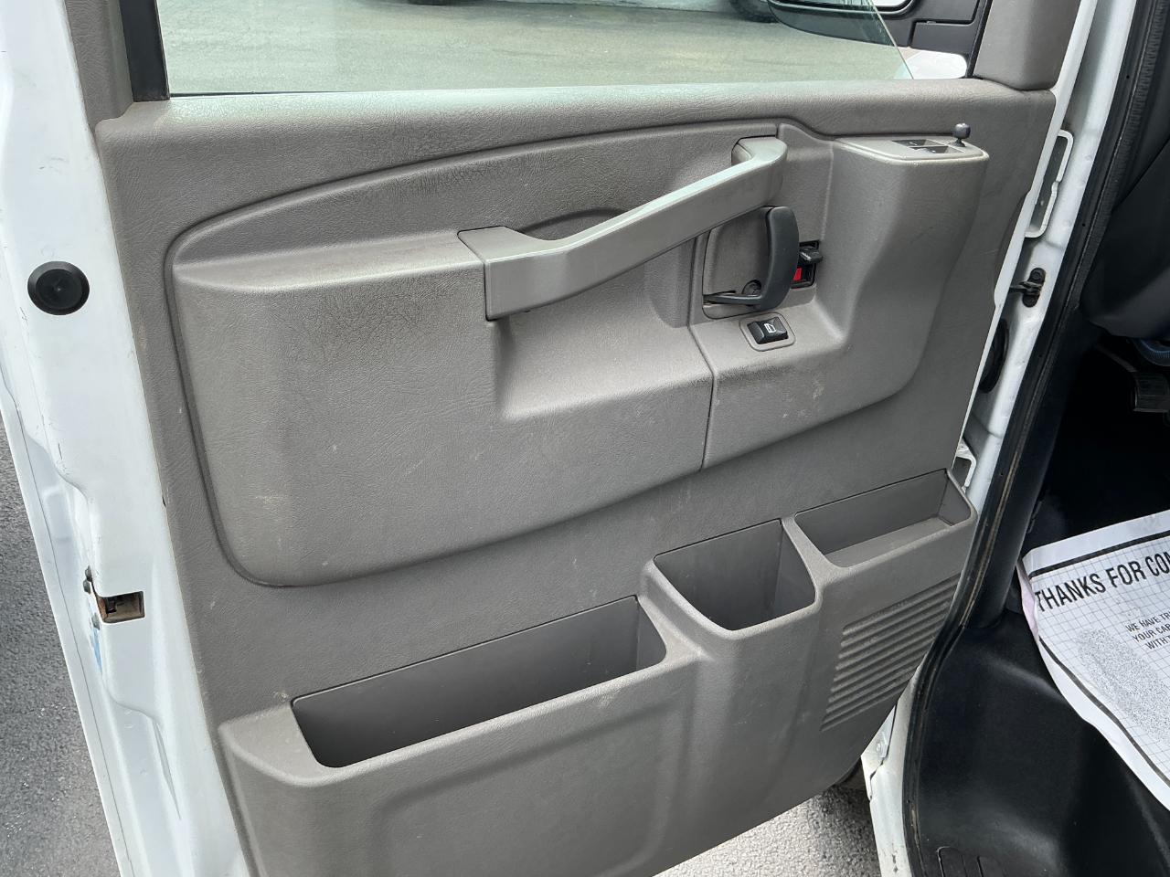 Chevrolet Express Cargo Van RWD 3500 135" 2019