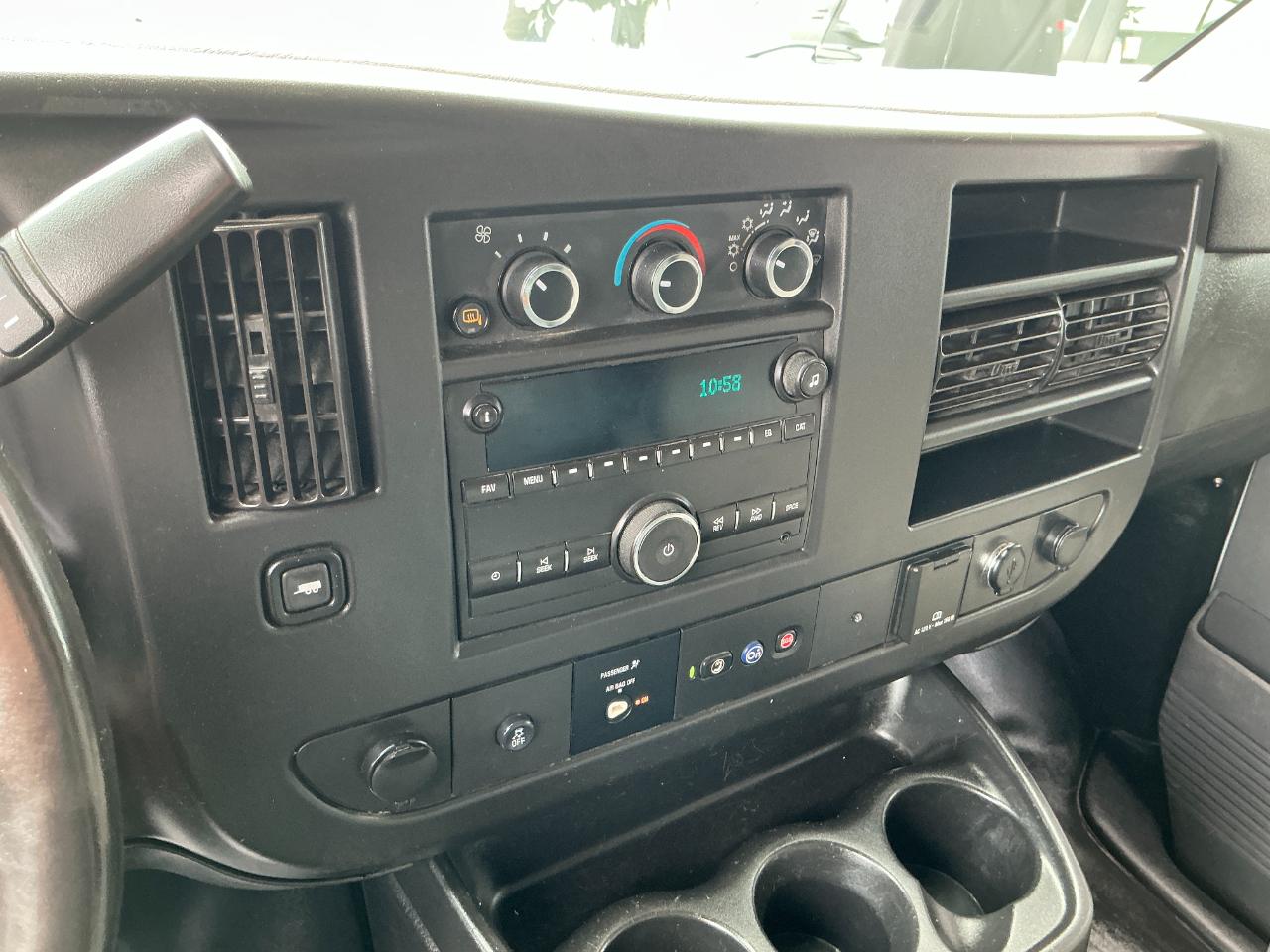 Chevrolet Express Cargo Van RWD 3500 135" 2019