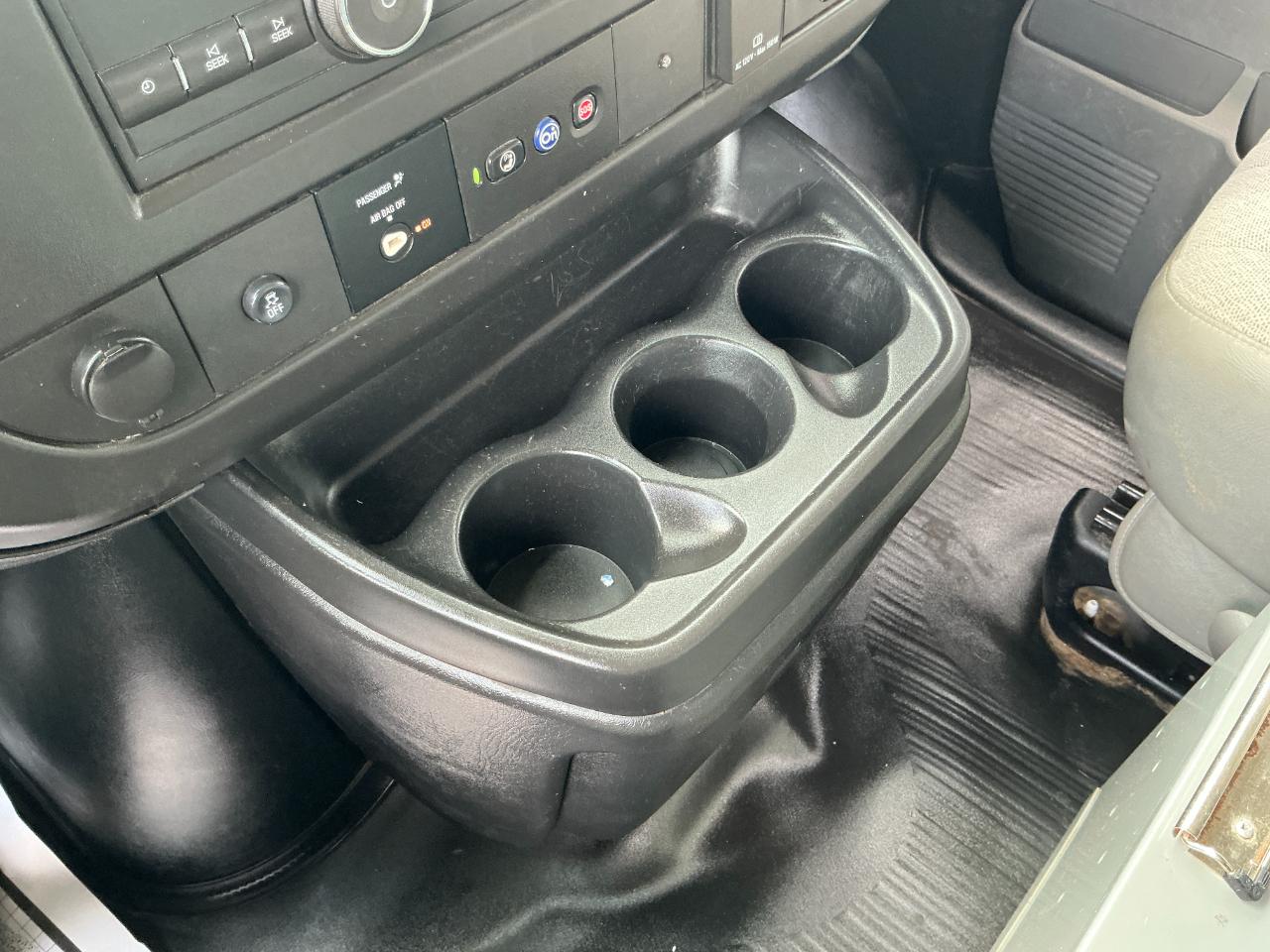Chevrolet Express Cargo Van RWD 3500 135" 2019