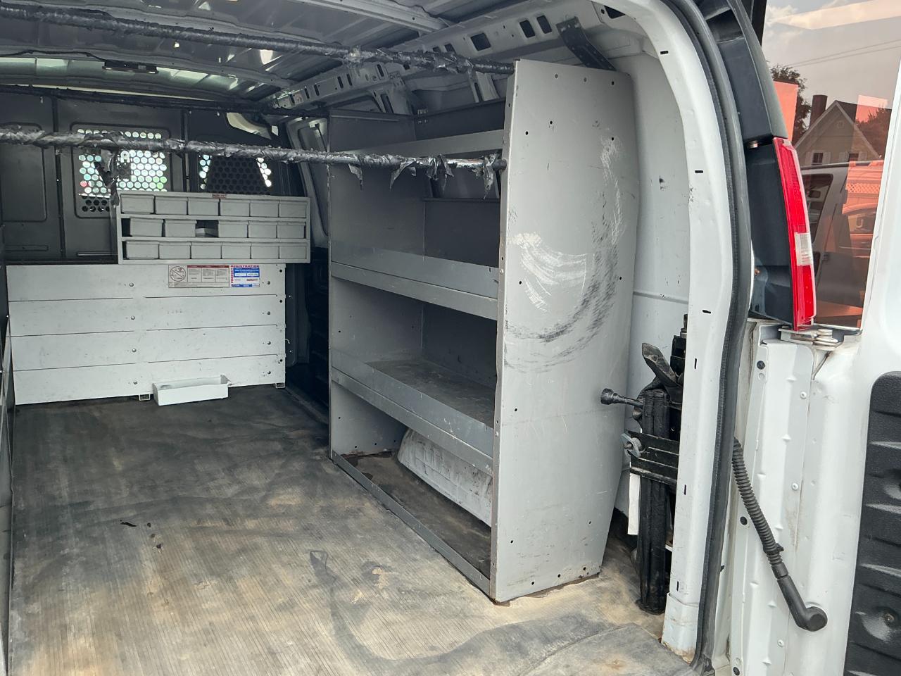 Chevrolet Express Cargo Van RWD 3500 135" 2019
