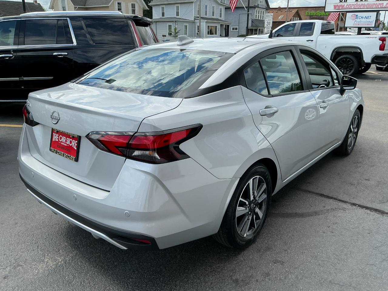 Nissan Versa SV CVT 2025