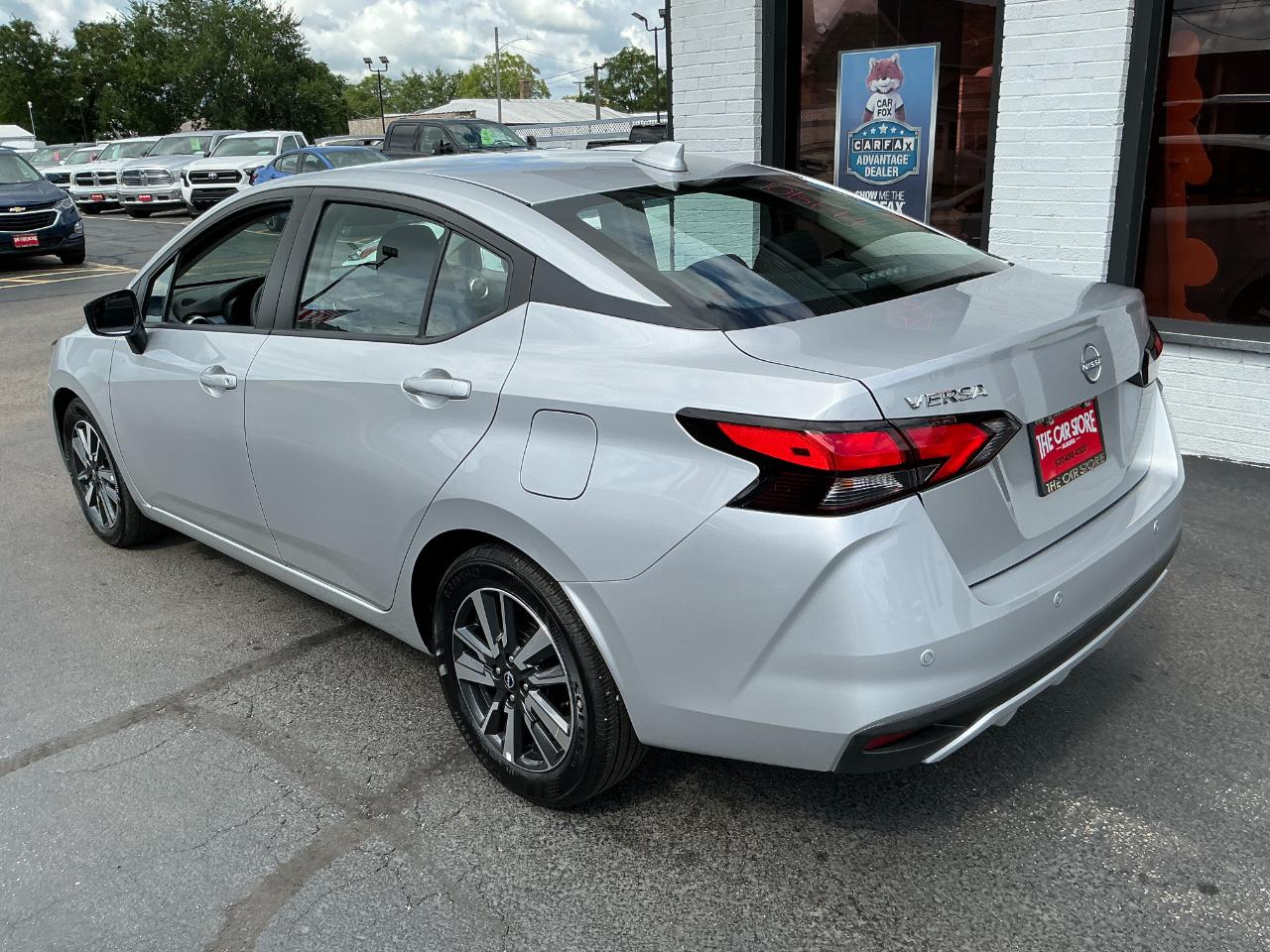 Nissan Versa SV CVT 2025
