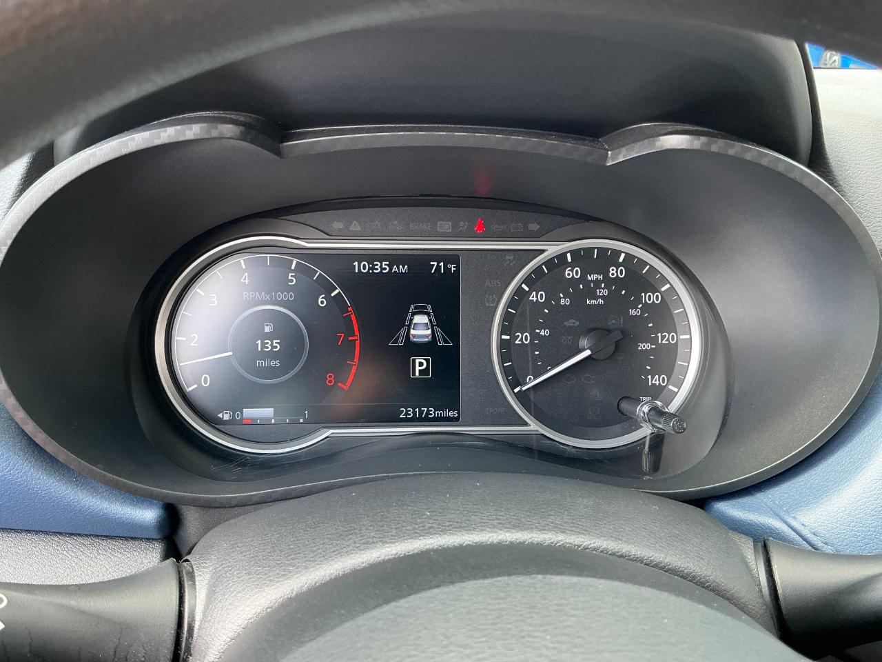 Nissan Versa SV CVT 2025