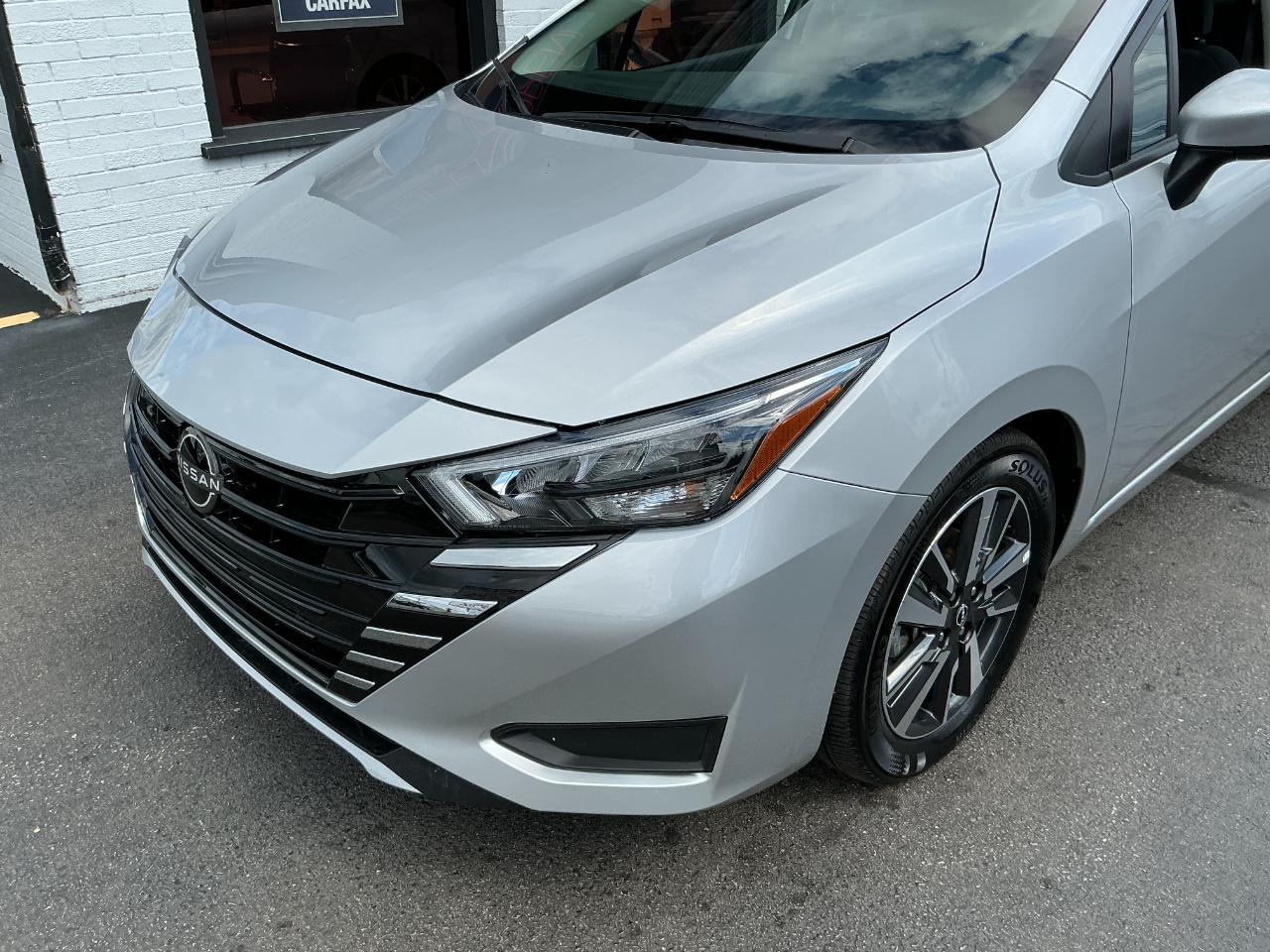 Nissan Versa SV CVT 2025