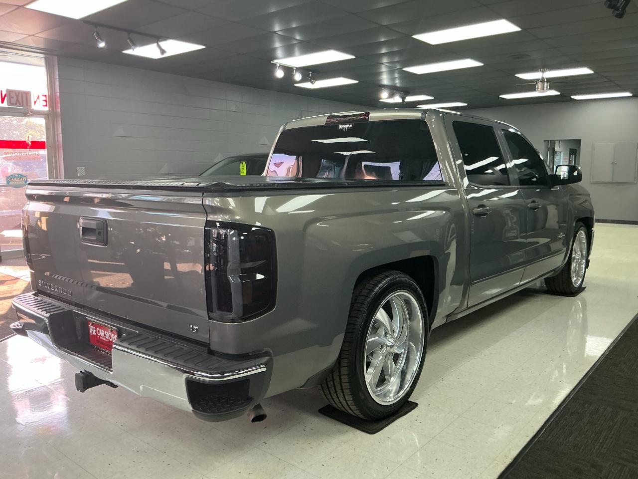 Chevrolet Silverado 1500 2WD Crew Cab 143.5" LT w/1LT 2017