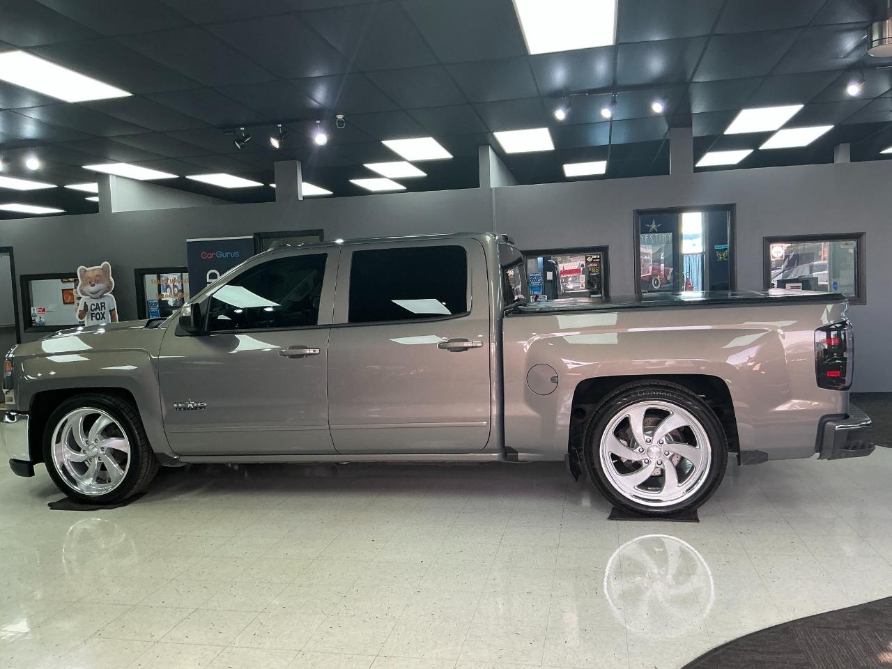 Chevrolet Silverado 1500 2WD Crew Cab 143.5" LT w/1LT 2017