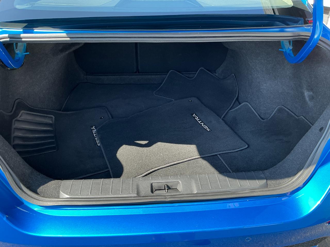 Nissan Sentra SV CVT 2024