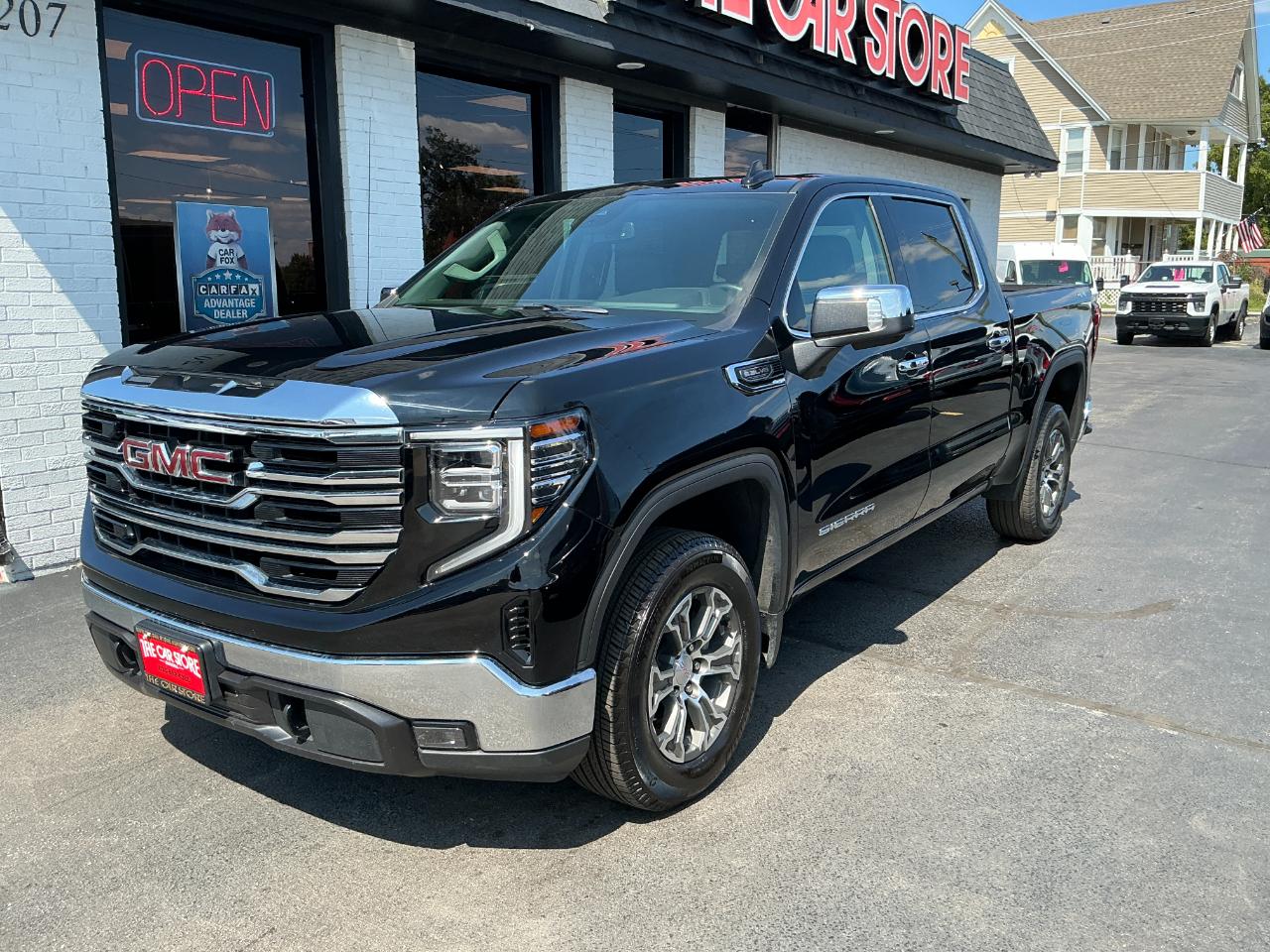GMC Sierra 1500 4WD Crew Cab 147" SLT 2025