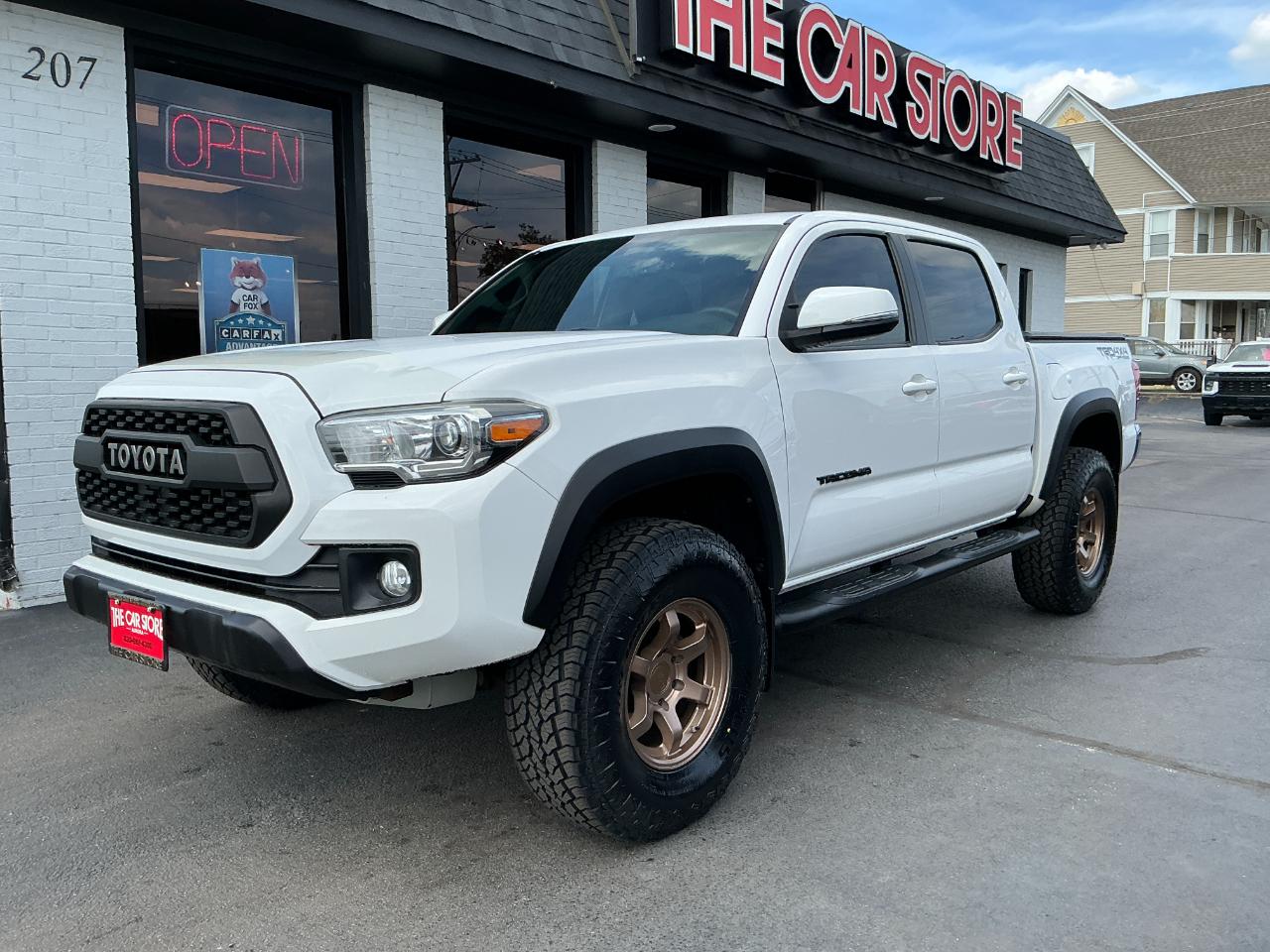 Toyota Tacoma 4WD Double Cab V6 AT TRD Off Road (Natl) 2016