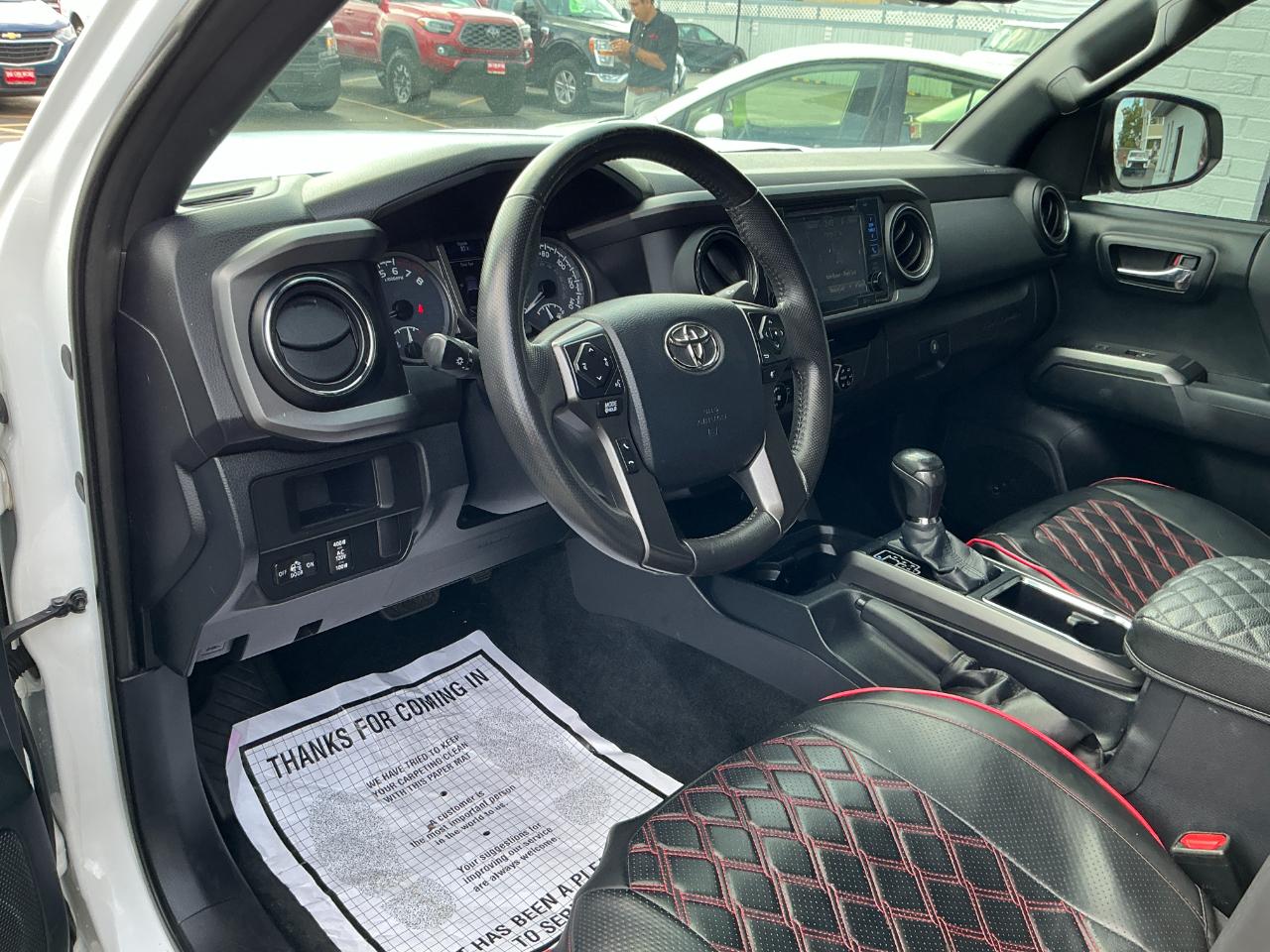 Toyota Tacoma 4WD Double Cab V6 AT TRD Off Road (Natl) 2016