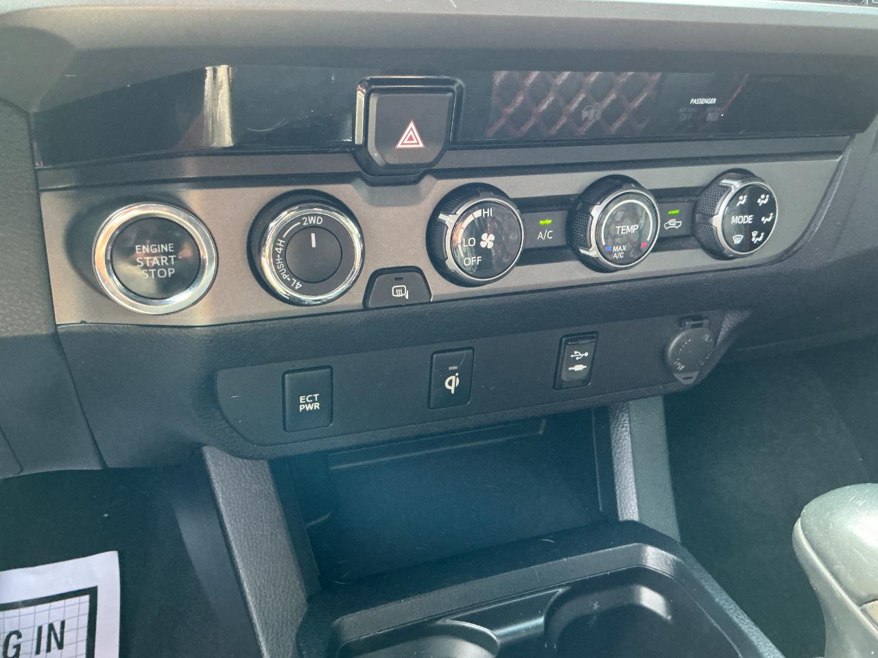 Toyota Tacoma 4WD Double Cab V6 AT TRD Off Road (Natl) 2016