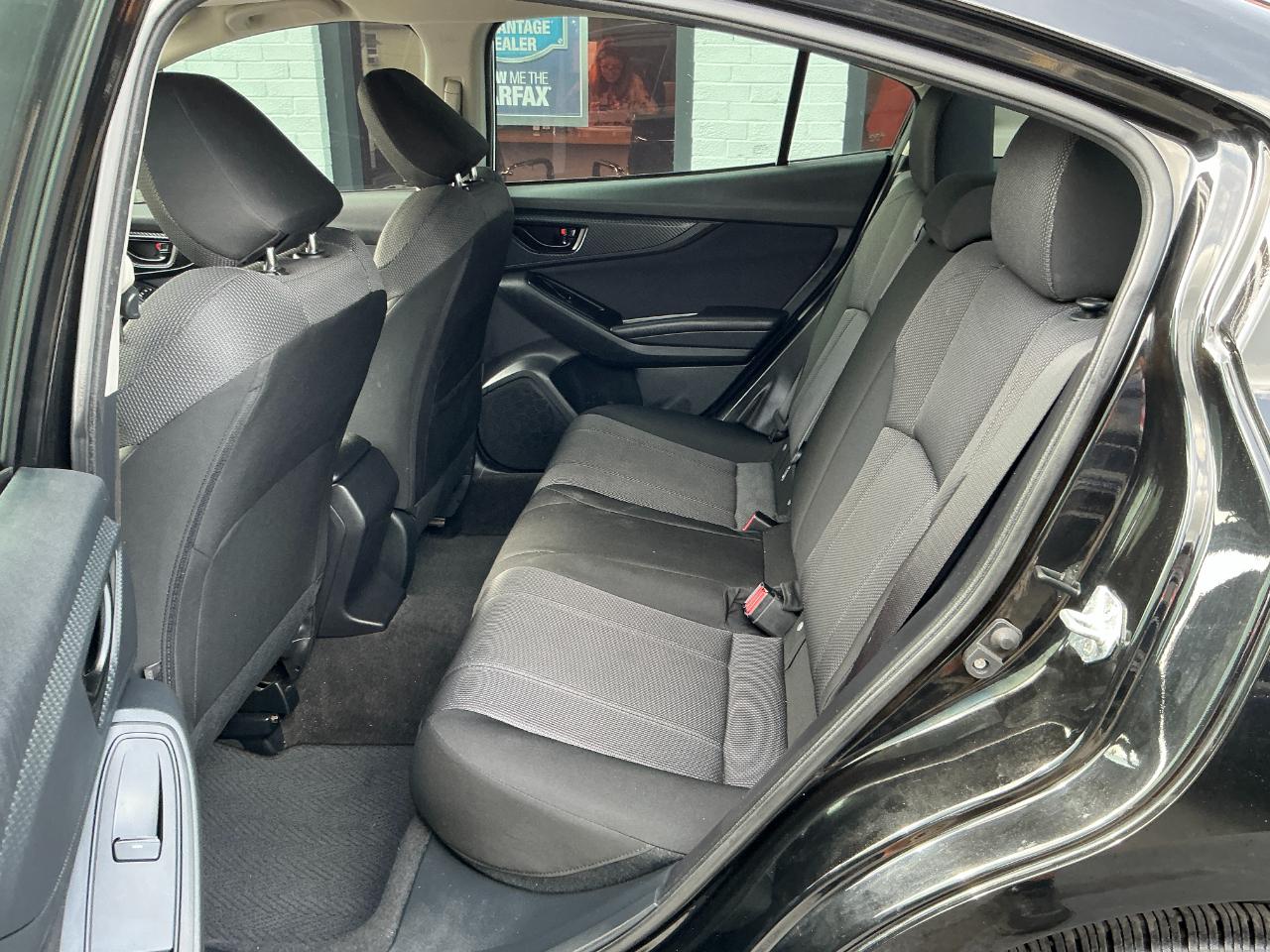 Subaru Impreza Premium 4-door CVT 2023