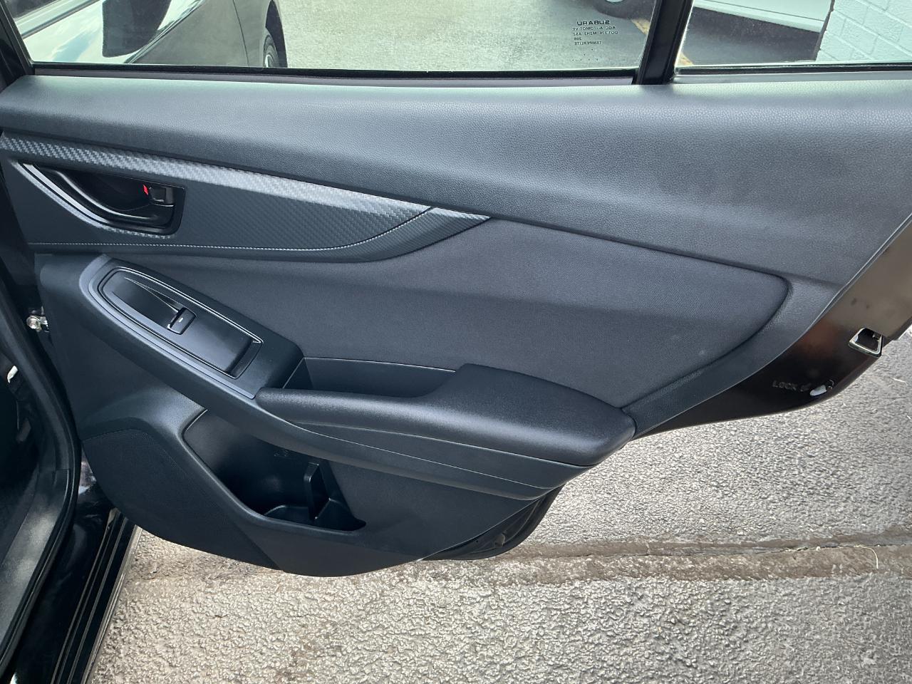 Subaru Impreza Premium 4-door CVT 2023
