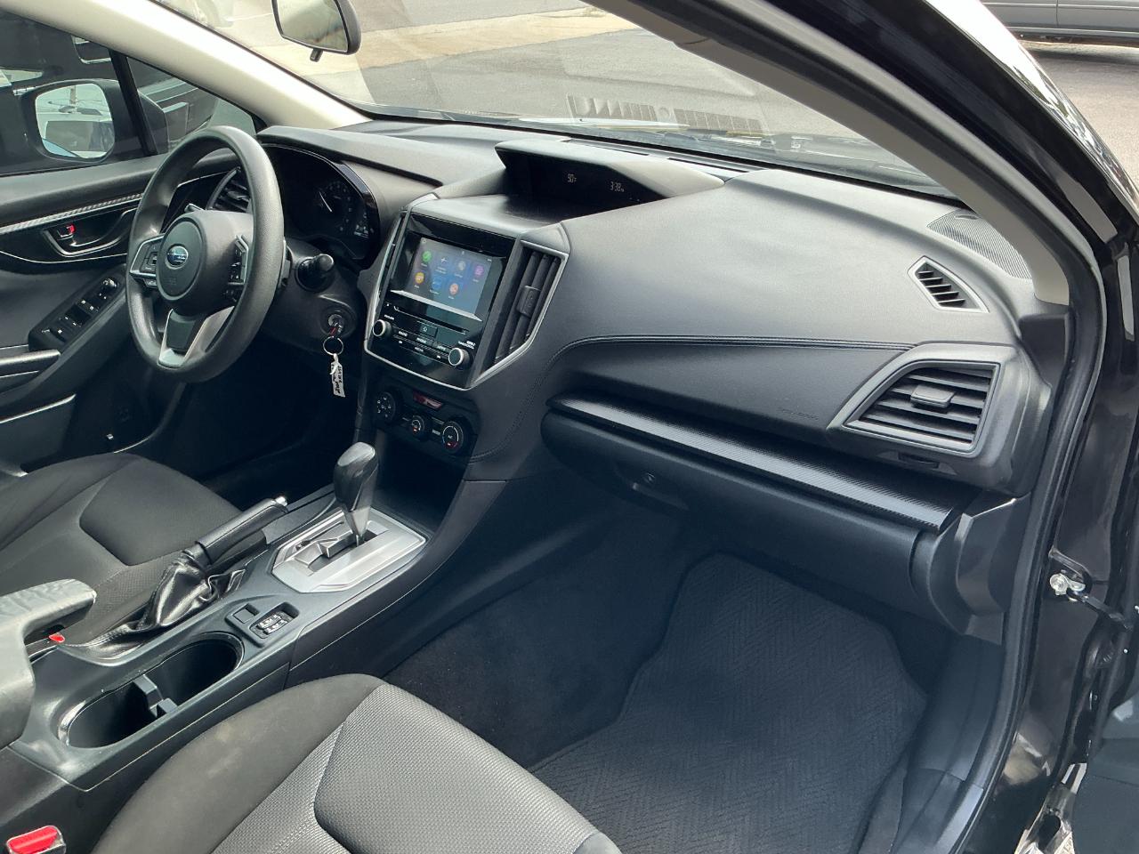 Subaru Impreza Premium 4-door CVT 2023