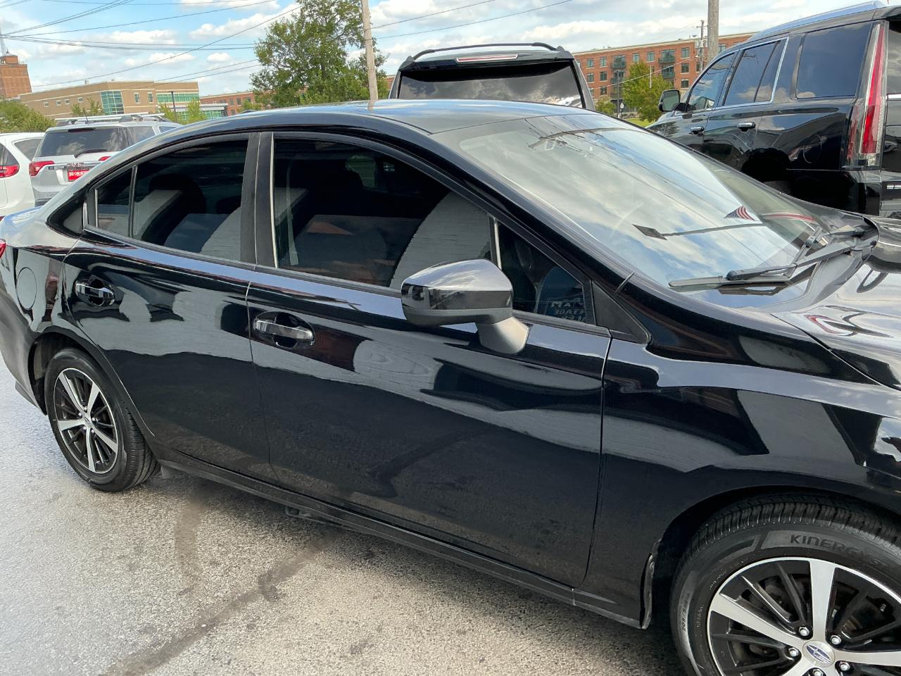 Subaru Impreza Premium 4-door CVT 2023