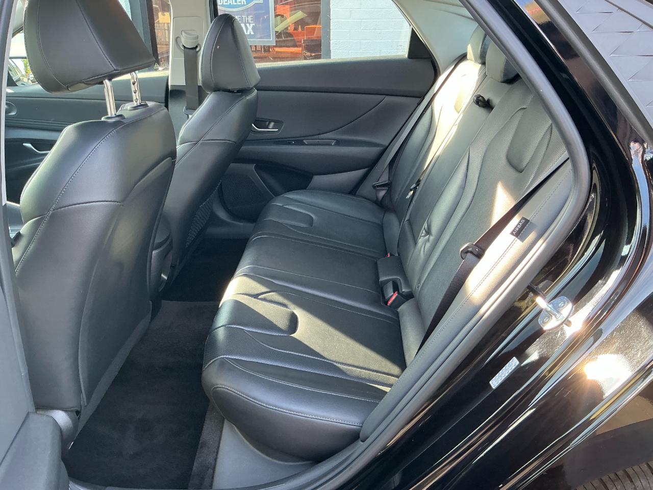 Hyundai Elantra Limited IVT 2025
