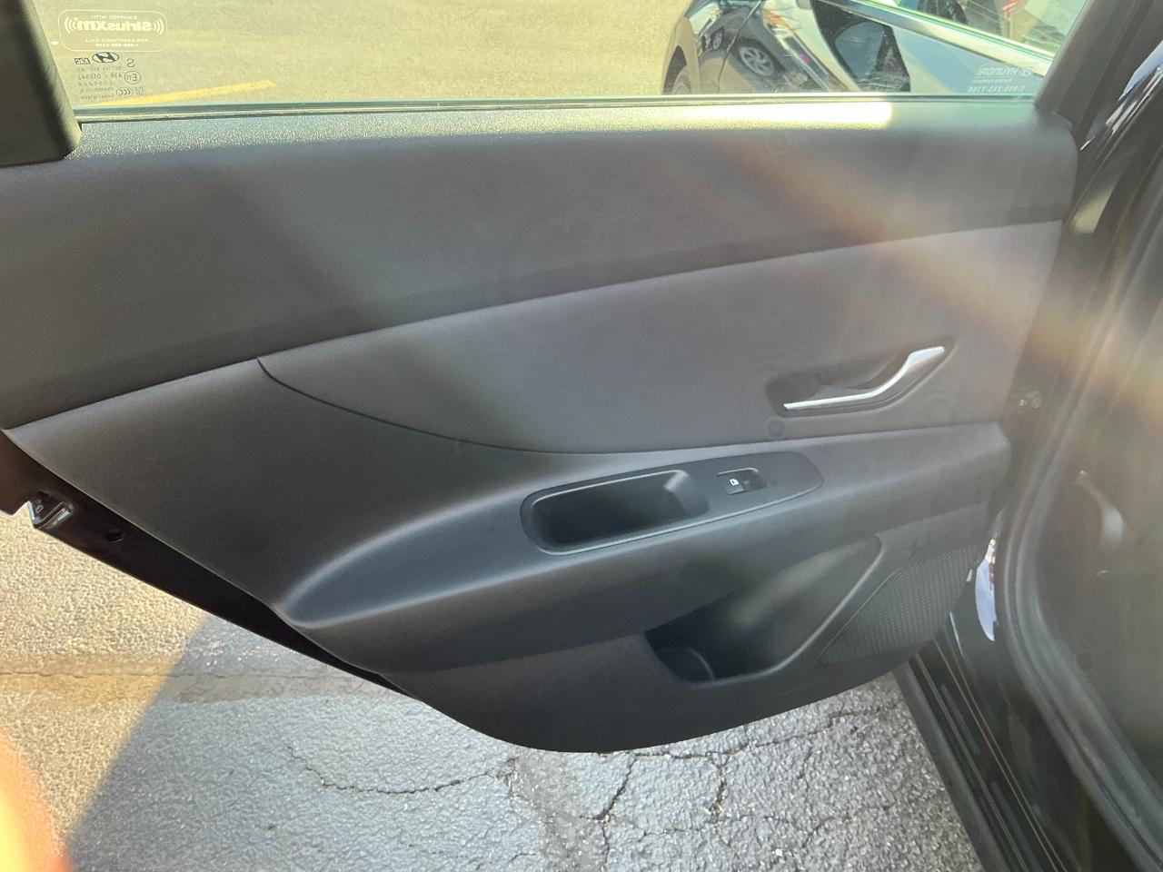 Hyundai Elantra Limited IVT 2025