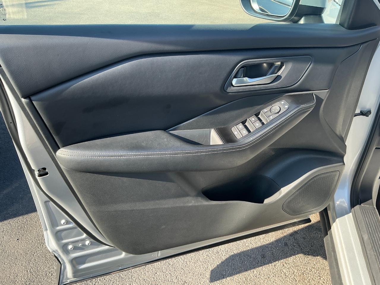 Nissan Rogue AWD SV 2025