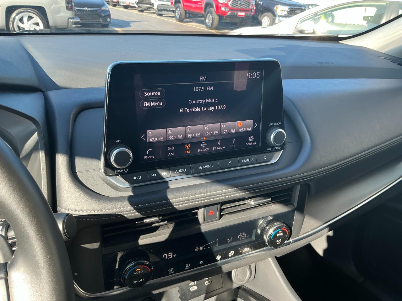 Nissan Rogue AWD SV 2025