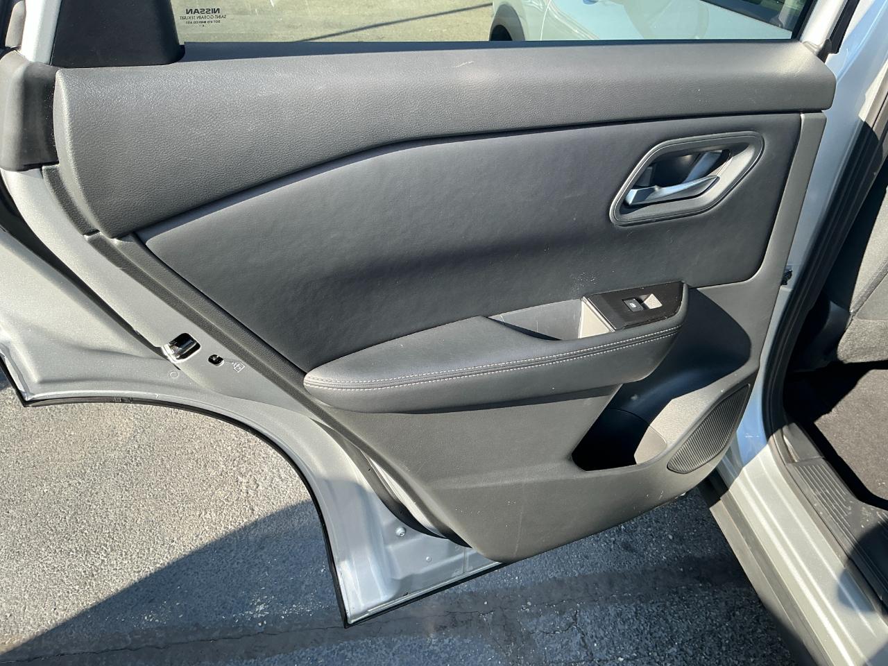 Nissan Rogue AWD SV 2025