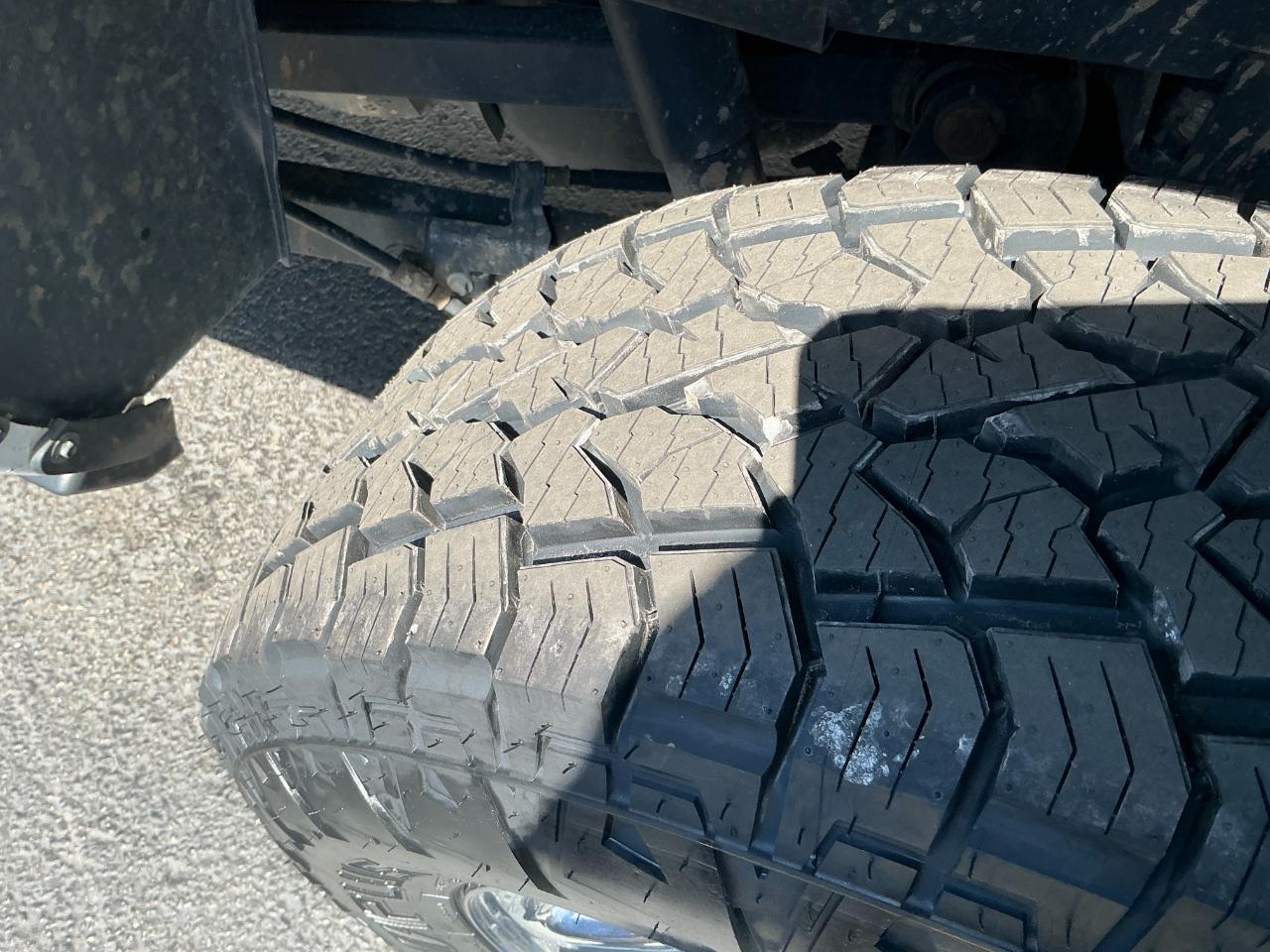 RAM 2500 Tradesman 4x4 Crew Cab 8' Box 2022