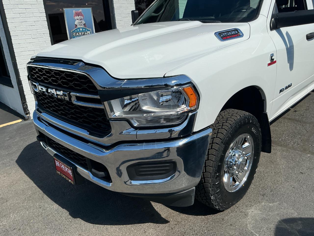 RAM 2500 Tradesman 4x4 Crew Cab 8' Box 2022