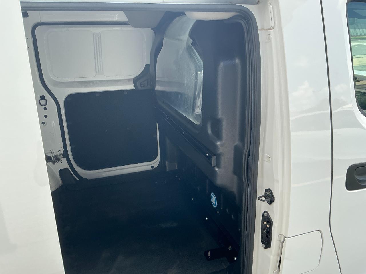 Nissan NV200 Compact Cargo I4 SV 2021