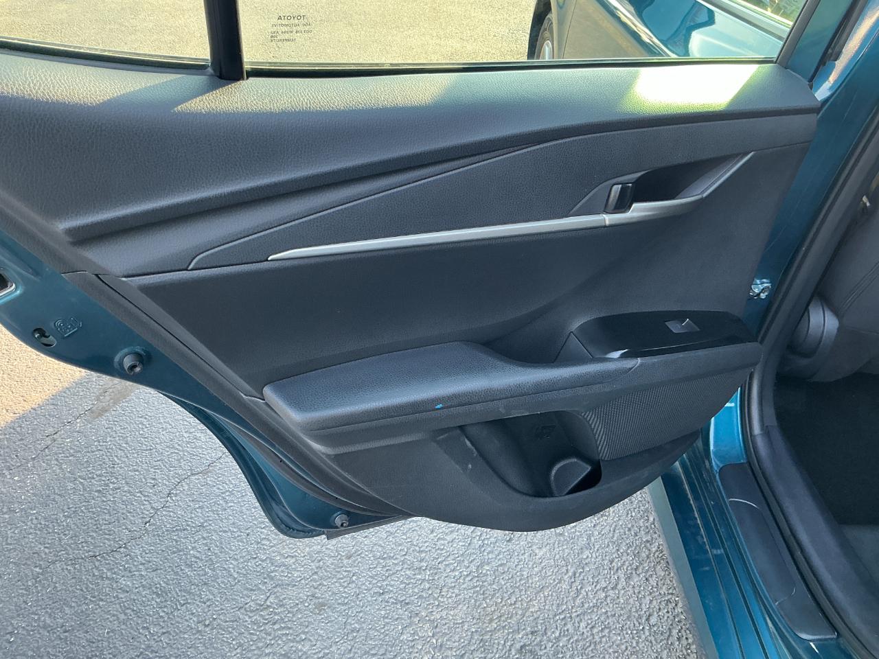Toyota Camry LE (Natl) 2025