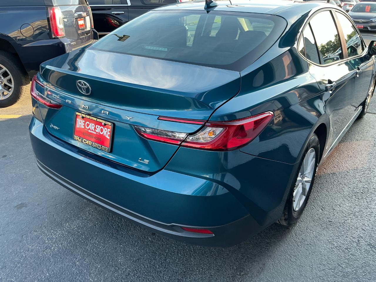 Toyota Camry LE (Natl) 2025