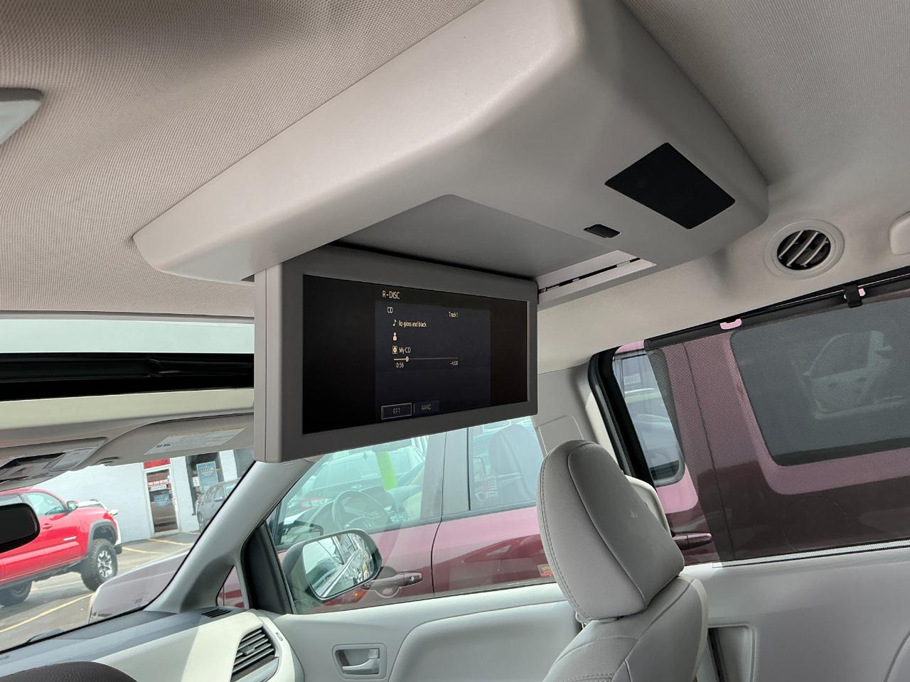 Toyota Sienna XLE Auto Access Seat FWD 7-Passenger (Natl) 2020