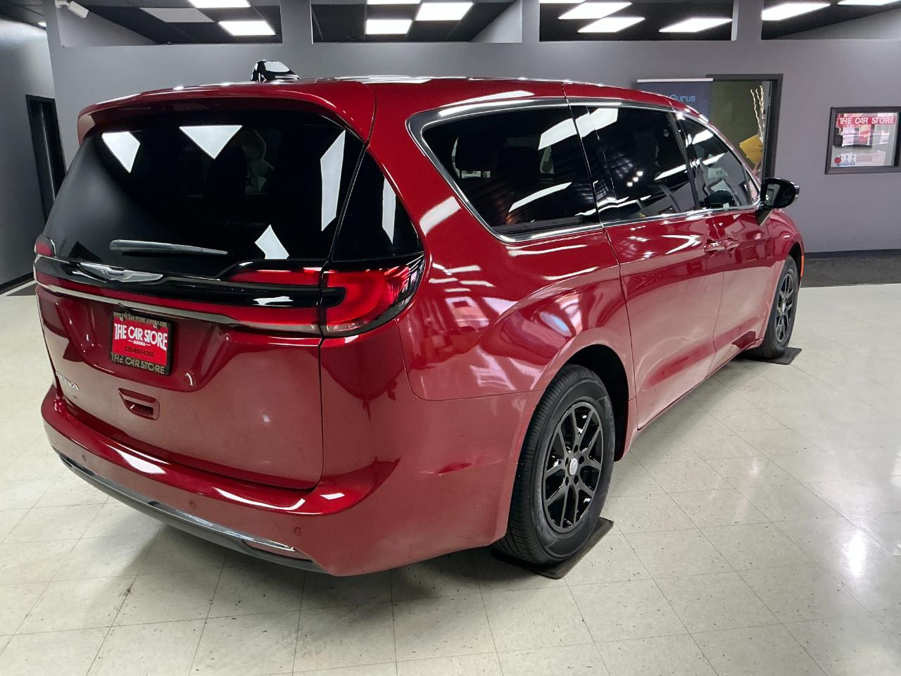 Chrysler Pacifica Select FWD 2026