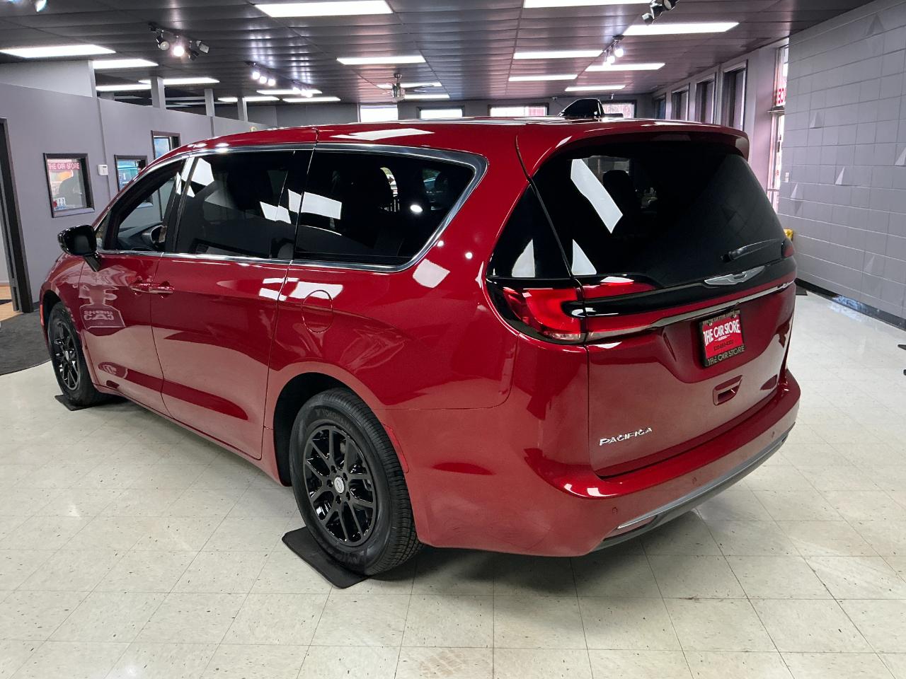 Chrysler Pacifica Select FWD 2026