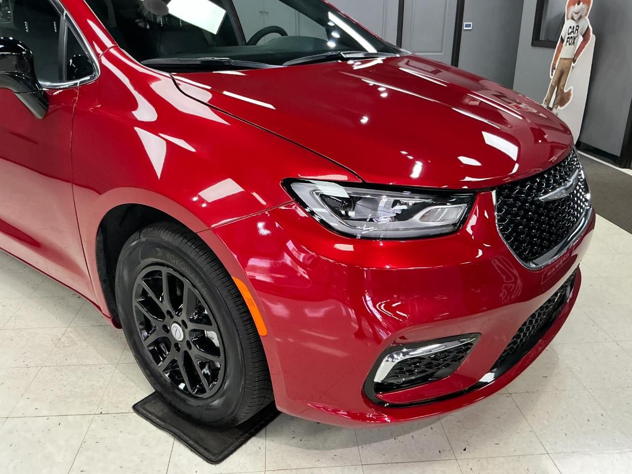 Chrysler Pacifica Select FWD 2026
