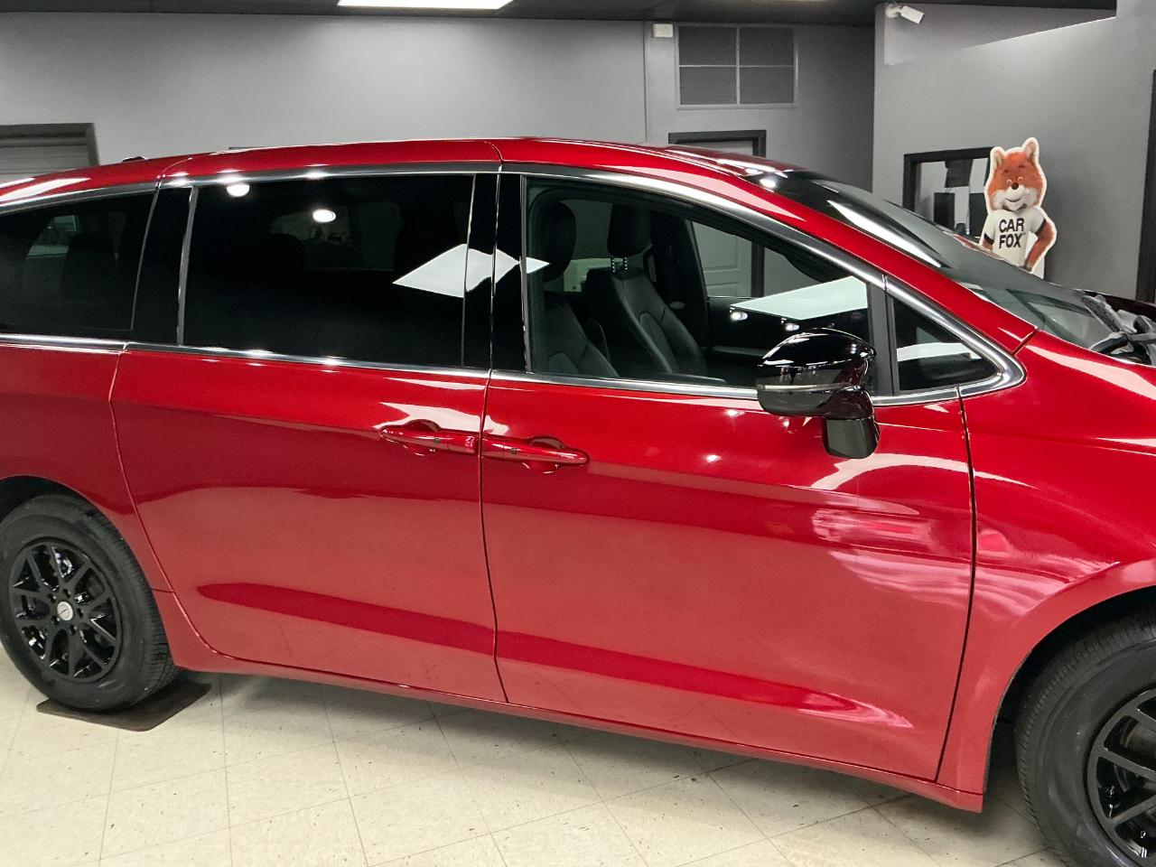 Chrysler Pacifica Select FWD 2026