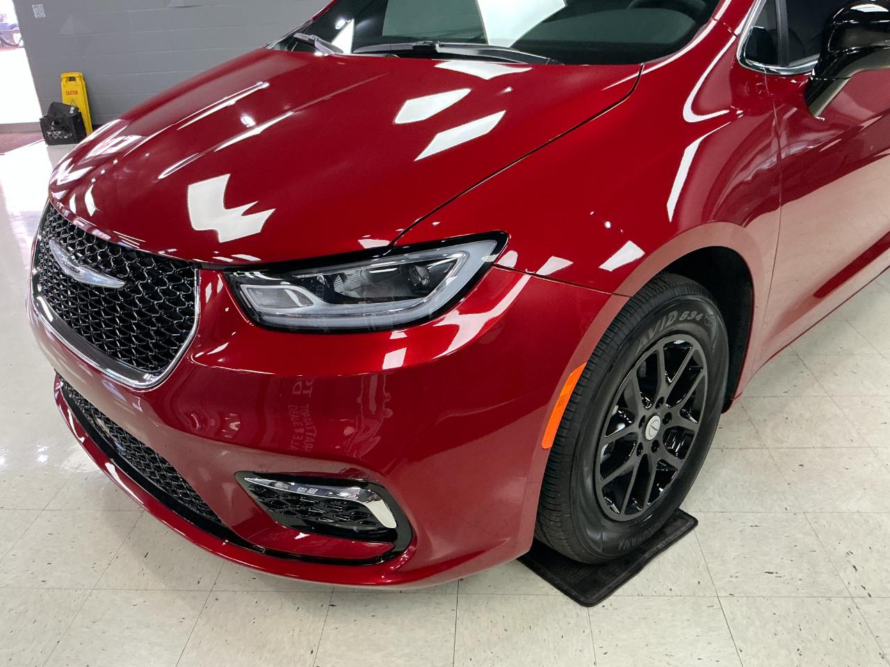 Chrysler Pacifica Select FWD 2026