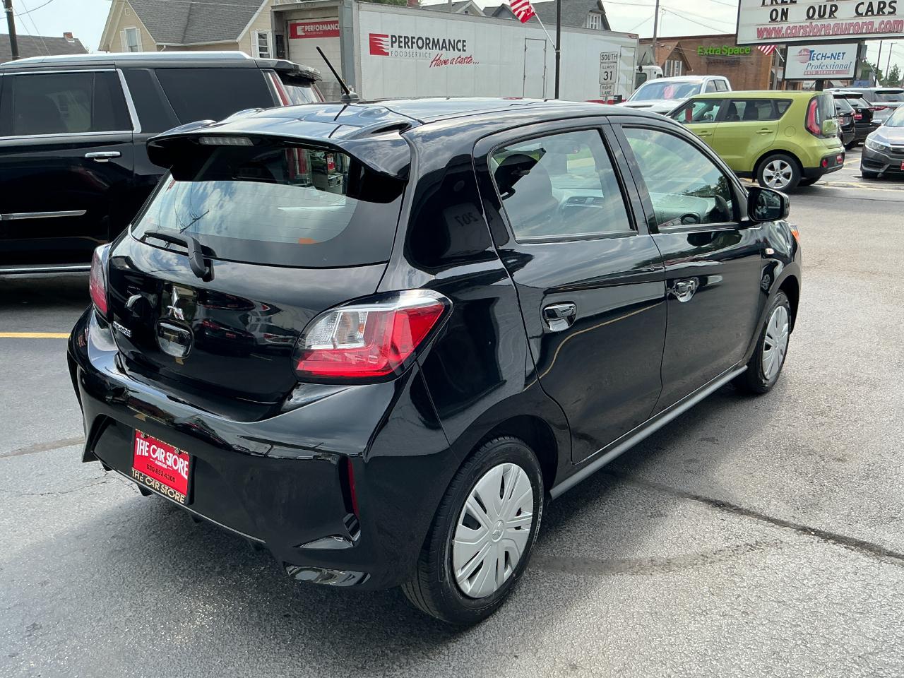 Mitsubishi Mirage ES CVT 2024