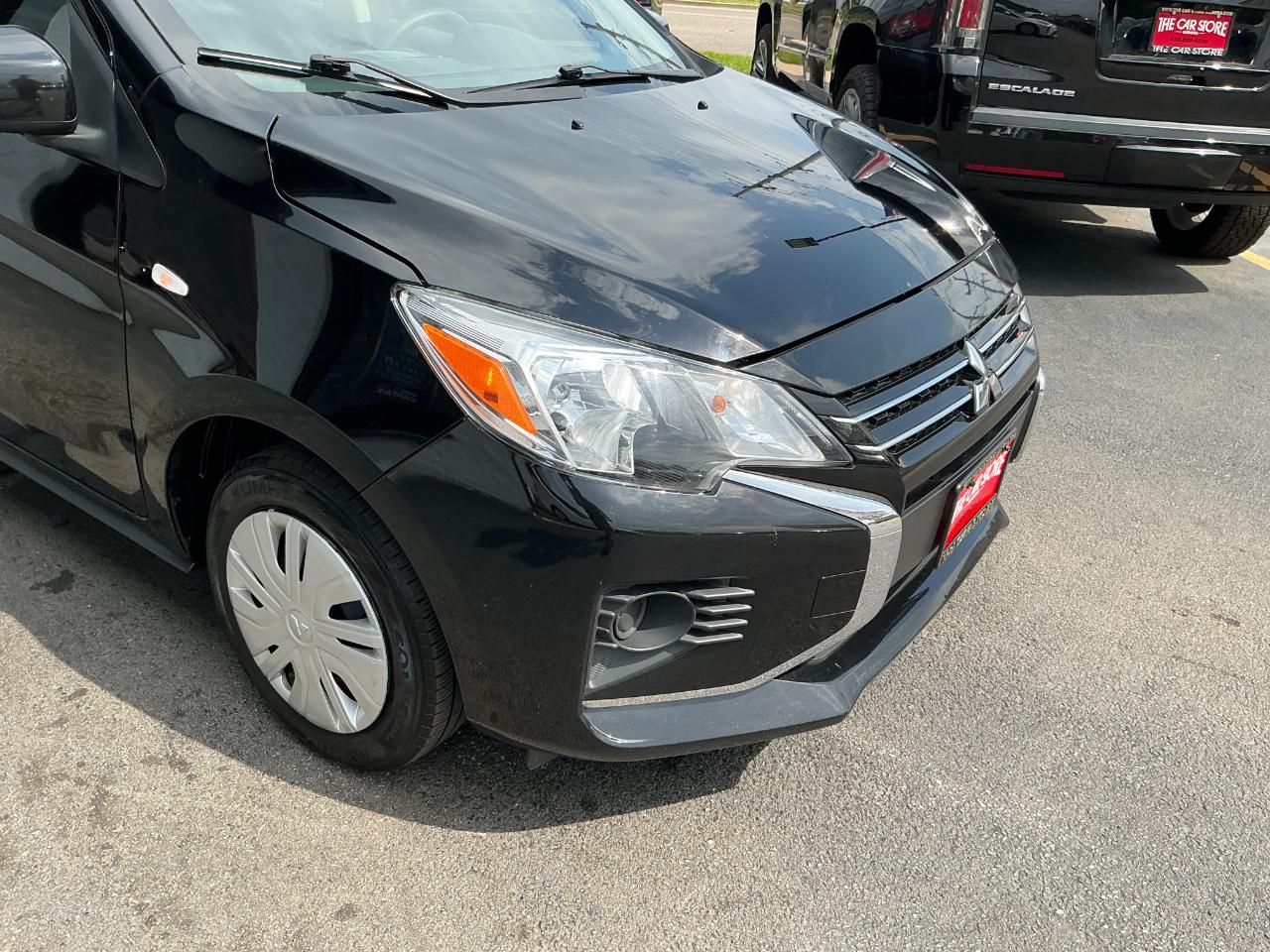 Mitsubishi Mirage ES CVT 2024