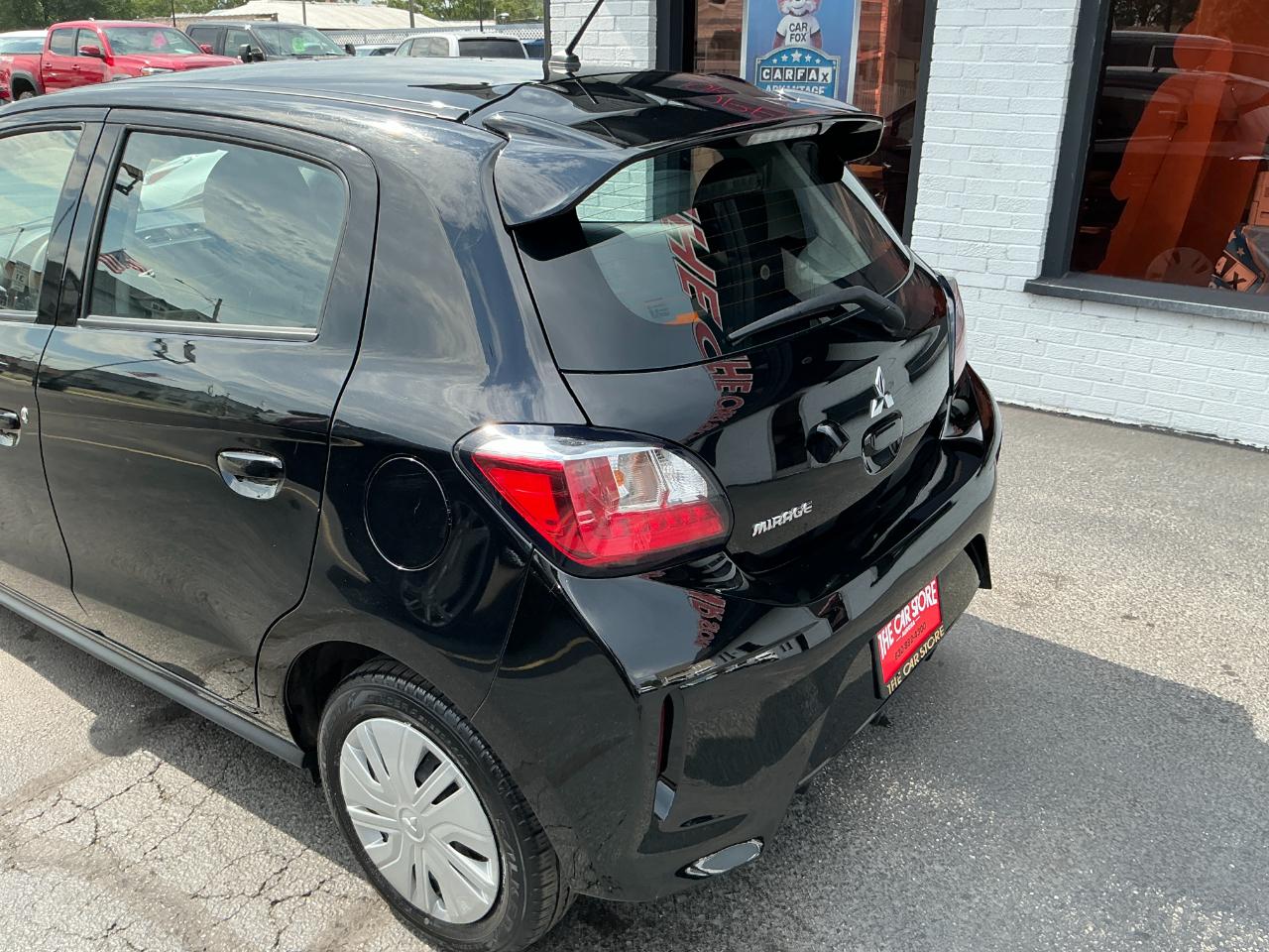 Mitsubishi Mirage ES CVT 2024